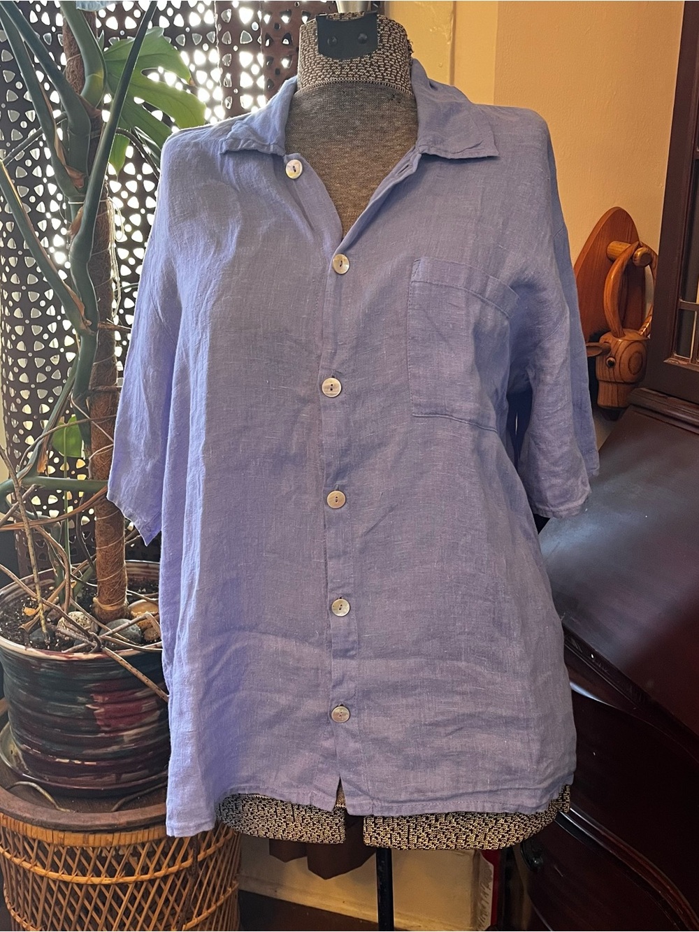 Flax Blue Linen Short-Sleeve Button-Down Shirt with Chest Pocket